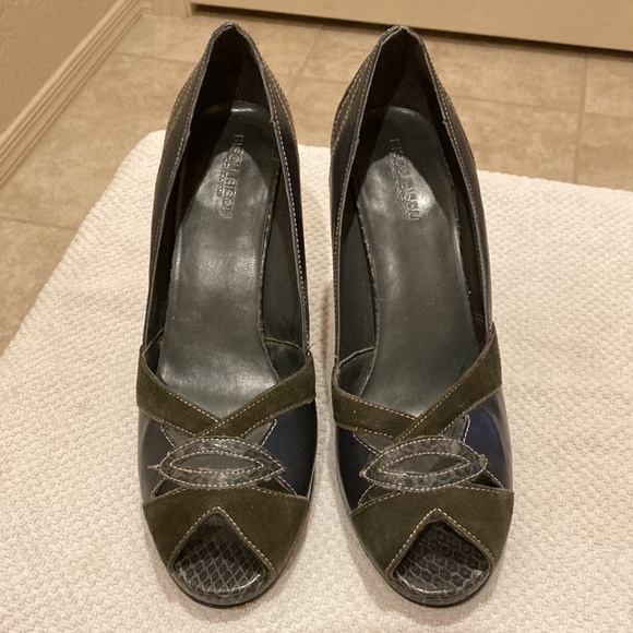 Bisou Bisou Michele Bohbot Retro Leather and Suede Peep Toe Pumps Heels Size 8M - Picture 10 of 14